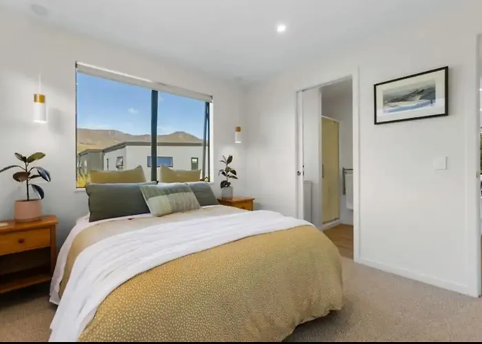 Stunning Retreat Apartment *